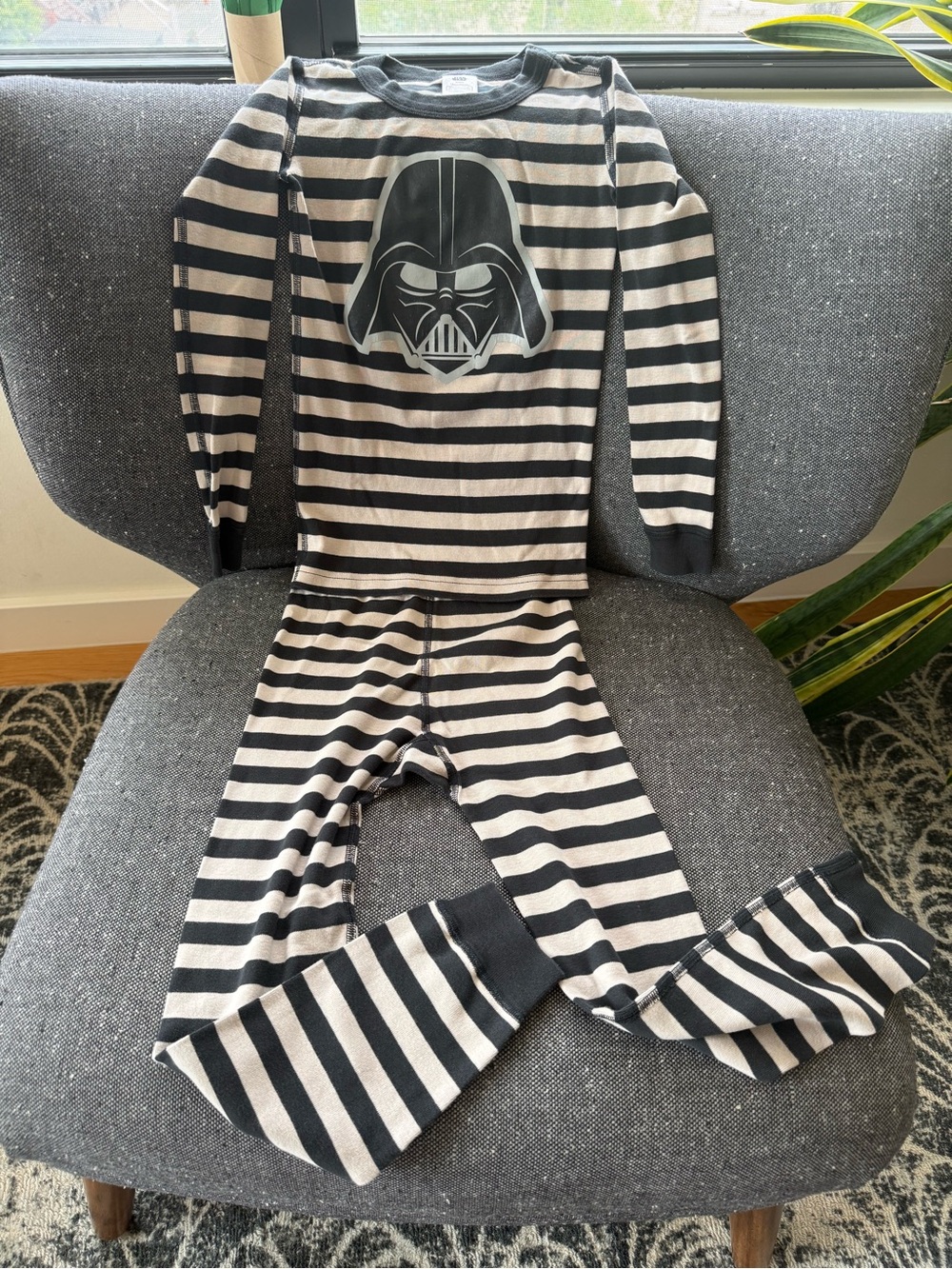 Hanna Andersson Star Wars - Black and Off-white Striped Darth Vader Pajama Set